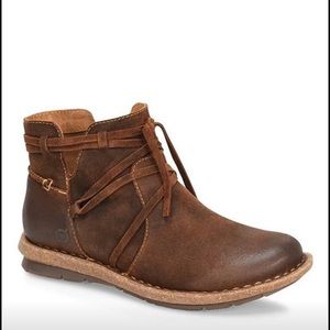 tarkiln leather booties brown size 91/2 BORN